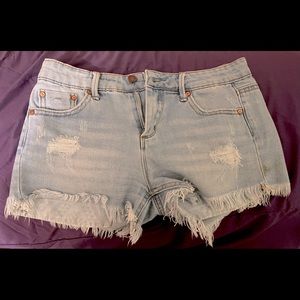 TRACTR cut off booty shorts